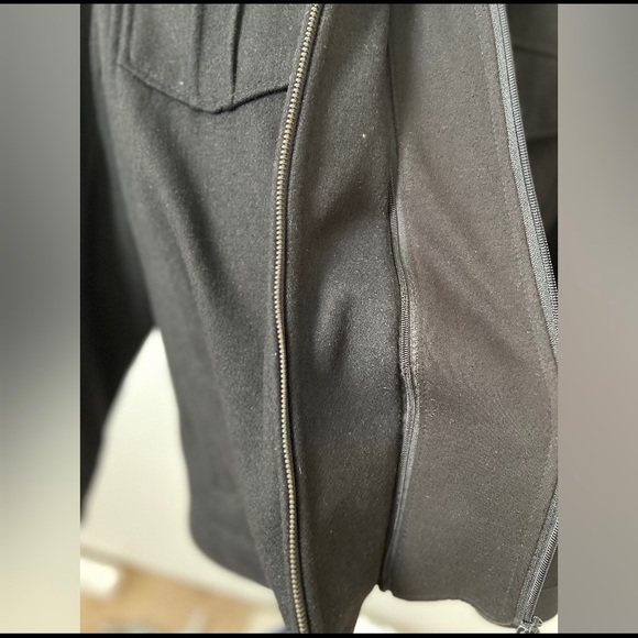 Guess Designer Wool Peacoat w/ Detachable Hood - Picture 5 of 8